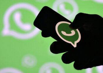 Russia restricts whatsapp